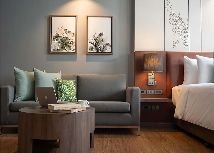 Novotel Living Sukhumvit Legacy Hotel *