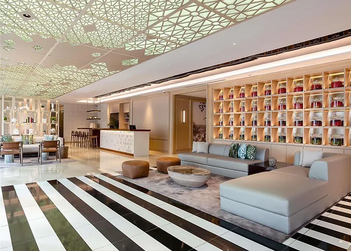 Hotel Novotel Living Sukhumvit Legacy *