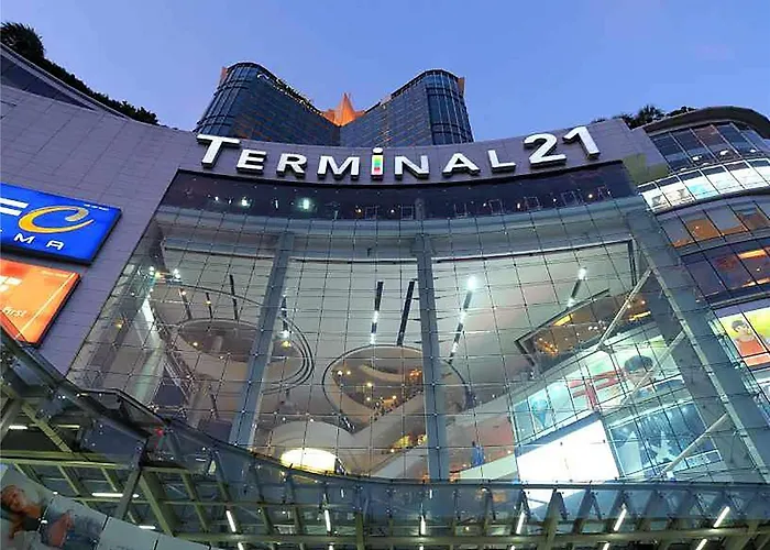 Novotel Living Sukhumvit Legacy Hotel